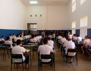 84 presos de Londrina farão a segunda fase do vestibular da UEL