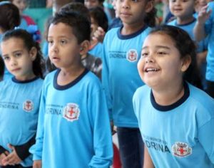 Alunos de Londrina recebem medalhas da Olimpíada Brasileira de Astronomia e Astronáutica