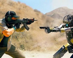 Verdade ou fake? Vídeo de robô-soldado com habilidades militares viraliza na web