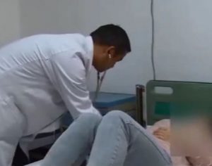 Mãe infarta tentando ajudar o filho na lição de casa