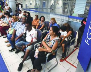 Saque extra de até R$ 498 do FGTS já está disponível