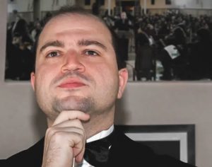 Formado pela UEL, novo chefe da Funarte diz que rock ativa ‘aborto’ e ‘satanismo’