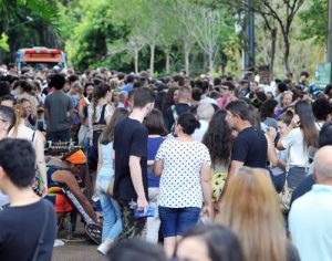 Três temas de redações marcam primeiro dia da 2ª Fase da UEL; confira