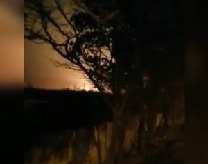 Avião com 176 pessoas a bordo cai no Irã; veja o vídeo