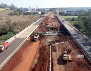 PR-445 será interditada para detonação de rochas