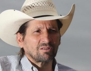 Morre locutor Asa Branca aos 57 anos