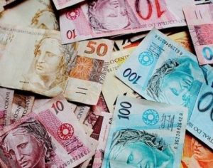 Real é a moeda que mais valorizou no mundo em janeiro de 2023