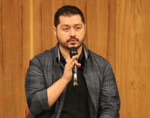 Biólogo faz estimativa assustadora sobre coronavírus no Brasil e vídeo viraliza; assista