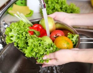 Coronavírus pode ser transmitido por alimentos?