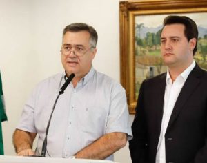 Governo do PR vai adiar cobranças de água e luz de famílias carentes