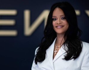 Rihanna doa mais de R$ 25 milhões para combate ao coronavírus