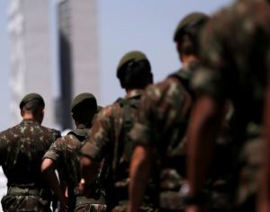 Estudo do Exército contraria Bolsonaro e apoia isolamento horizontal