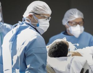 Brasil tem 141 mortes e 1.930 casos confirmados de covid-19 em 24 horas