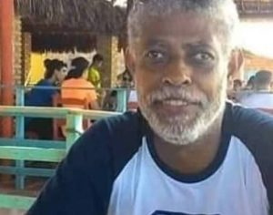Morto pela covid-19, professor ajudava alunos com dinheiro do próprio bolso