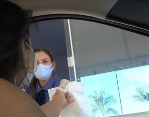 Shoppings de Londrina fazem drive thru para retirada de compras