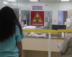 Paraná supera 40 mil casos de coronavírus e tem 999 mortes