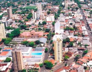 Rolândia abre concurso público com salários de até R$ 12,9 mil; saiba mais