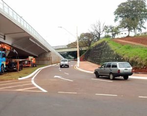 Prefeitura libera mais uma alça de acesso no viaduto da Dez de Dezembro