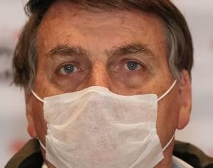 Bolsonaro diz que testou positivo para covid-19: ‘fiquei muito mal ontem’