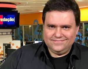 Apresentador Rodrigo Rodrigues morre vítima de covid aos 45 anos