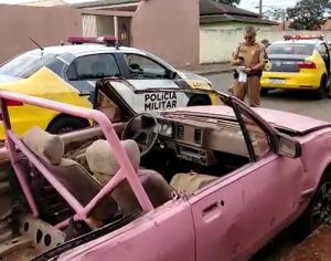 Polícia apreende Chevette jogado no Lago Norte por youtubers
