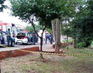 Homem é encontrado morto caído em calçada na Zona Norte de Londrina