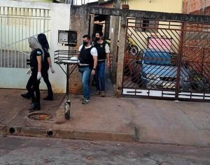 Polícia faz operação contra suspeitos de violência doméstica em Londrina