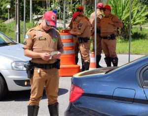 Número de acidentes cai pela metade durante feriado de Natal no PR