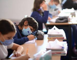 Juíza determina retorno das aulas presenciais em Londrina