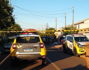 Homem morre e criança é baleada em troca de tiros em Londrina