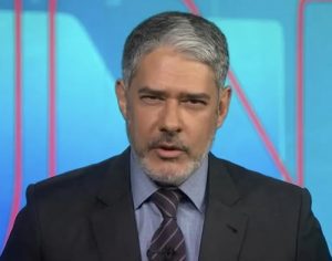 Bonner apresenta ‘JN’ de barba e internautas reagem com memes; veja