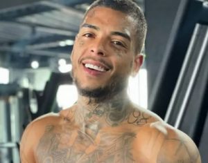 MC Kevin morre aos 23 anos após cair do 11º andar no Rio