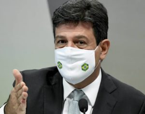Ministro desabafa e pede que ouçam governadores: ‘Médico não abandona paciente’