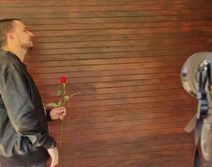 Rapper paranaense lança música em homenagem às vítimas da covid; assista