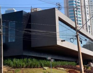 Rede de supermercados abre grande unidade em Londrina