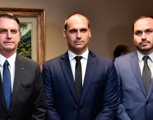 Bolsonaro impõe sigilo de 100 anos sobre acesso dos filhos ao Planalto