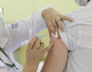 Londrina inicia campanha de vacinação contra influenza; veja público-alvo