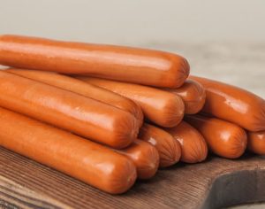 Estudo afirma que cada salsicha tira 36 minutos da expectativa de vida