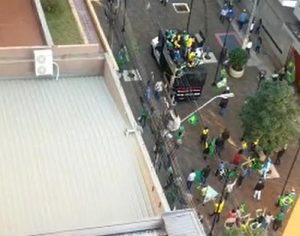 Bolsonaristas fazem manifestação por voto impresso em Londrina; vídeo