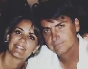 Bolsonaro trocou comando das rachadinhas após descobrir traição, diz ex-assessor
