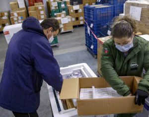 Paraná distribui mais 437 mil vacinas contra gripe e covid-19