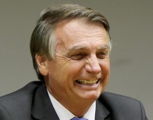 Bolsonaro afirma que haverá novo aumento de combustíveis