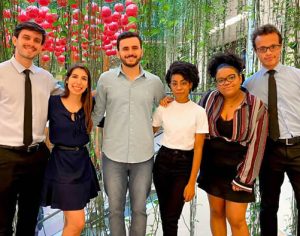 Alunos da UEL conquistam três prêmios em competição nacional de Direito