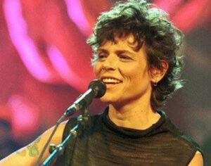 20 anos sem Cássia Eller: veja as músicas mais tocadas até hoje
