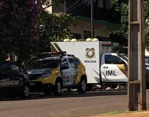 Jovem de 27 anos é encontrado morto dentro de casa em Londrina