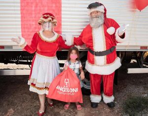 ‘Natal Super Feliz’ leva alegria e presentes às crianças carentes em Londrina