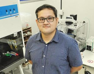 Pesquisador da UEL é eleito pela Revista Nature ‘mentor da ciência’