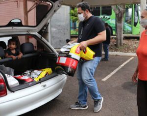 Sema distribui 1,22 tonelada de ração para tutores de cães