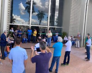 Engenheiros e pesquisadores do IDR-PR entram em greve