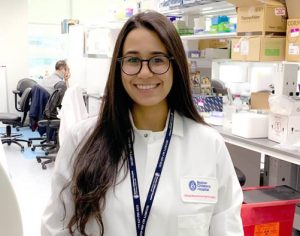Pesquisadora da UEL desenvolve estudos sobre dor em hospital de Harvard